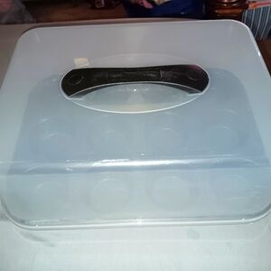 Dome cupcake carrier, holds 12